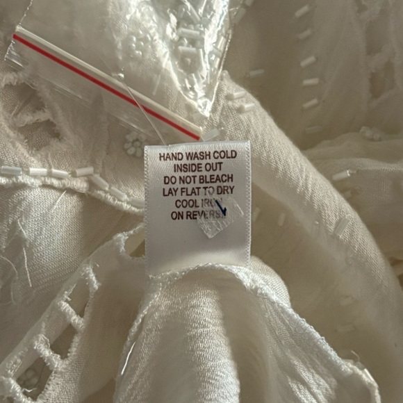 NEW Willow & Clay White Short Sleeve Embroidered Top Size Large - Picture 6 of 9